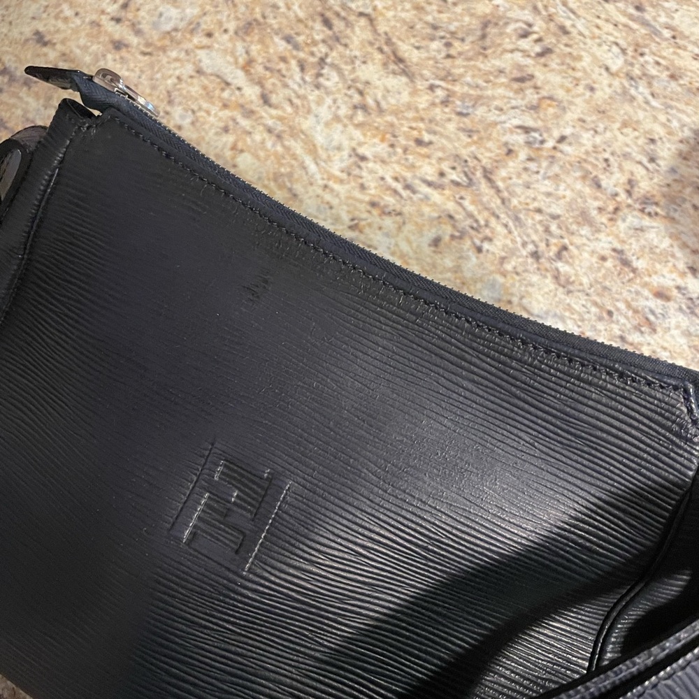 Fendi FF Vintage Crossbody / Shoulder Bag - Picture 9 of 16